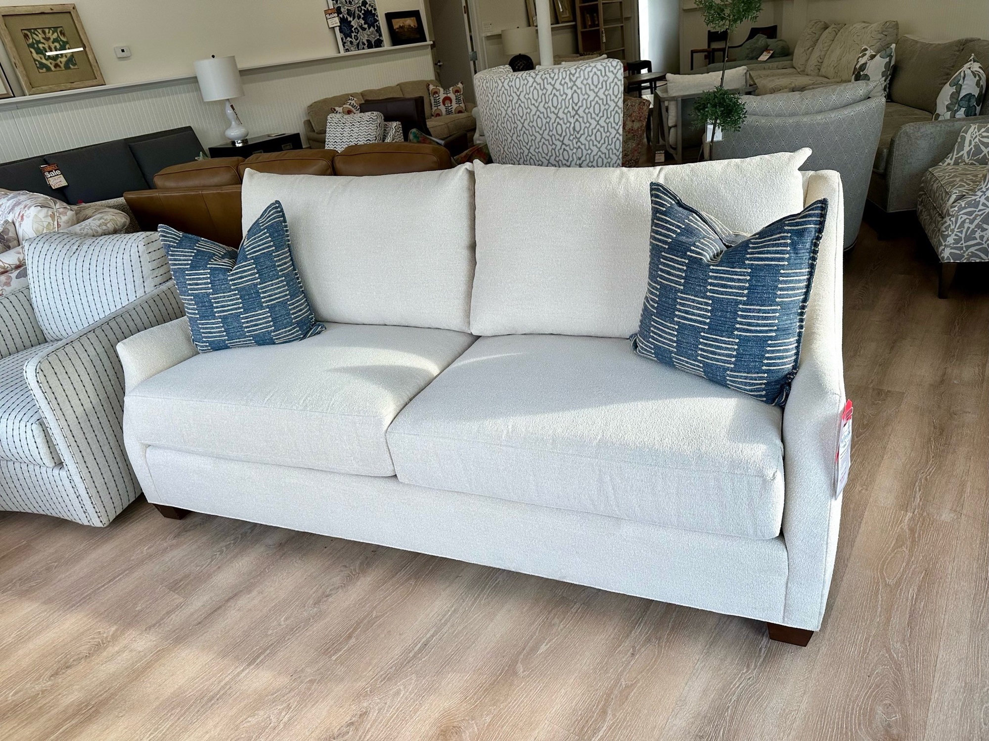 VANGUARD SOFA