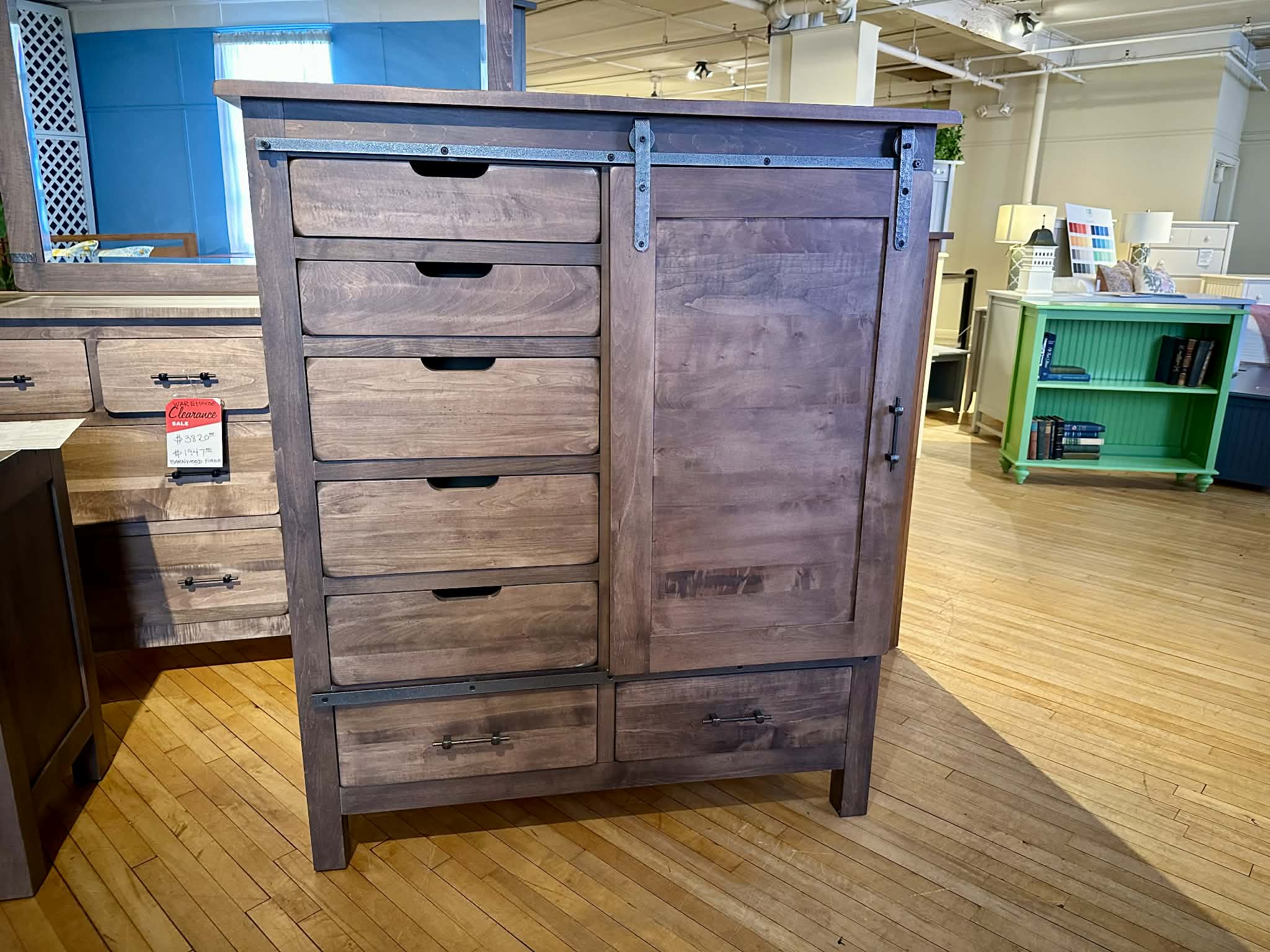 Daniels Amish Dresser